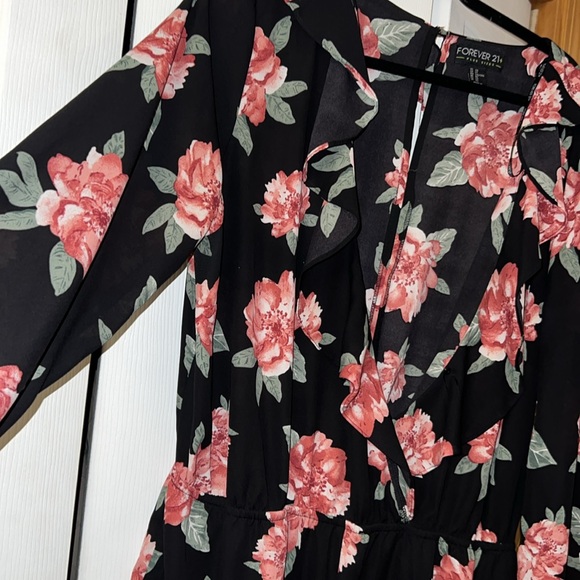 Plus Size Romper - Picture 2 of 5